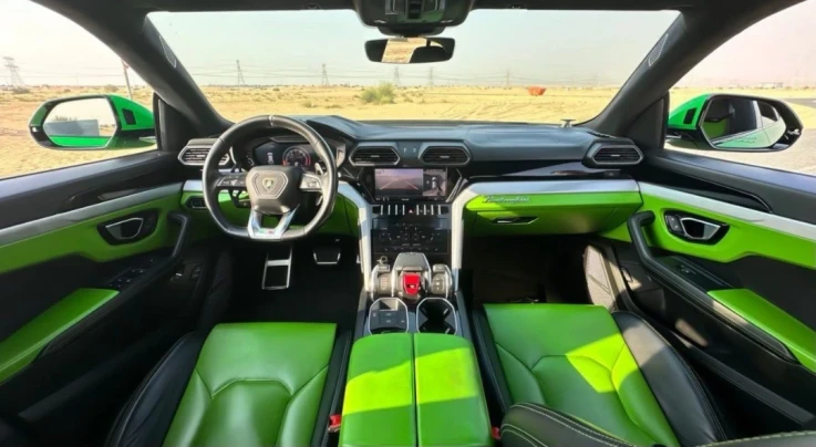 Lamborghini Urus 2022 GREEN RENTAL IN DUBAI - undefined